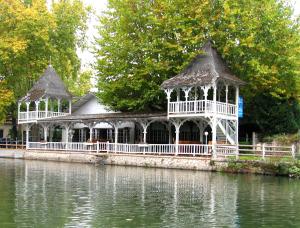 Hotels Hotel Restaurant Pavillon Bleu : photos des chambres