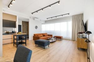 Artisa Riia Str 22 XXL Luxury Penthouse Apartment