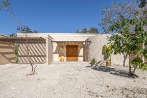 2 villas in XpuHa 7 bedrooms and Beach Club access