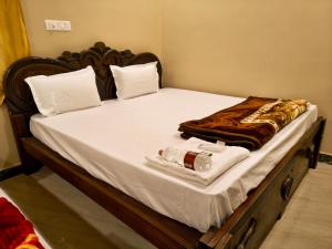Kathiresan Residency