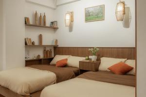 The Attic De Luna Hoan Kiem Lucy Homee Old Quarter Hanoi