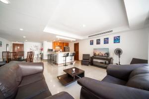 Quadra Alea Muuyal 304 - 3BR Condo with Terrace