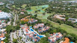 Paseo del Sol Playacar - 2BR Condo with Pool