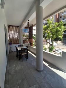Nini Home Glifada