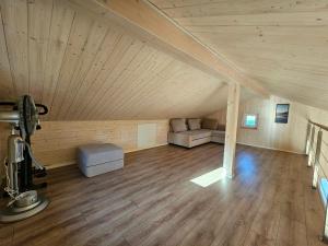 Private Lake House with Sauna
