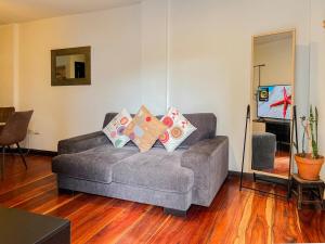 Colonial Retreat in Cuenca by the Tomebamba