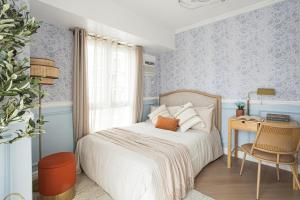 Lux French-Coastal 2BR Cebu IT Park City Center