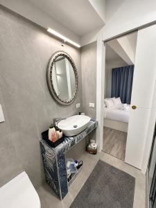 Cozy design studio apartment in Porta Maggiore.