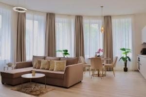 UNO Brand New AC Apartment in City Center