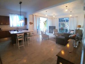 Ocean View Beach Retreat