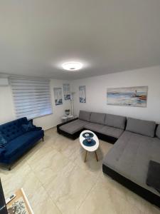 Home Alone Apartment
