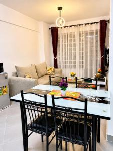 Zuri Cozy Stays, Grand Midtown Apartments, Ngara