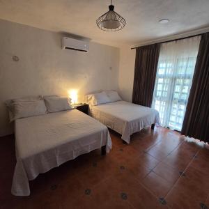 Casa Yaax Mayapaán