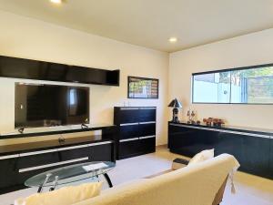 Gallery Pool Duplex Quetzal