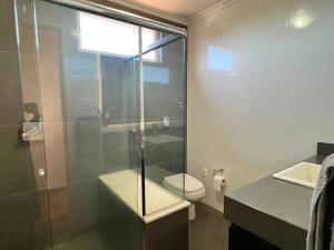 Apartamento central com 3 dormitórios