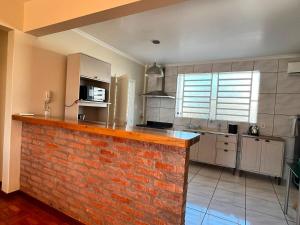 Apartamento central com 3 dormitórios