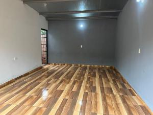 Casa EYS