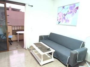 Los Cristianos, Room in shared apartment