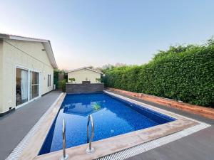 GoBravo The Grace Farm Sector 150 Noida