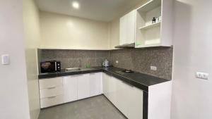 Apartment in San Carlos City