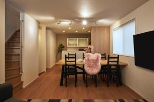 The Base Tenjin Minami