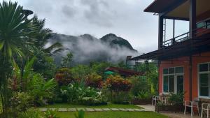 Khao Sok Country Resort
