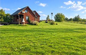 Nice Home In Rusinowo With Outdoor Swimming Pool