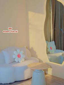 Dreamy homestay trích sài -bồn tắm sục-view hồ- máy chiếu -35m2