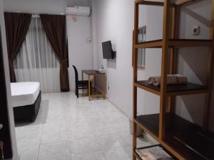 Hotel Jakarta - Ulu Siau