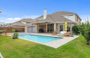 Frisco Resort Heated Salt Water Pool, Pickleball and Gym