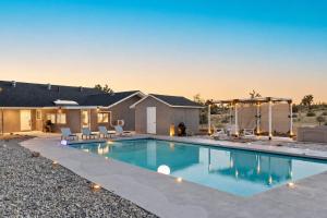 Pool Sauna Spa 5 Acre 5 Bedroom - Desert Oasis