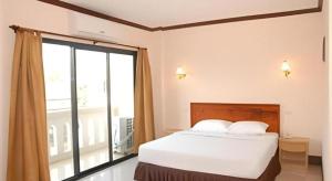 Chaleunehoung Hotel