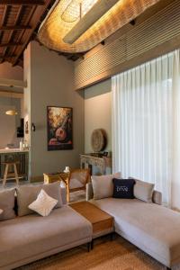 ELIVAAS Prive Arevana Pet-Friendly 3-Room Villa with Private Pool, Fire Pit, Gazebo & Private Tent