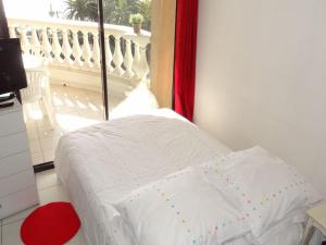 #Cannes Boccacabana Beach, Seafront, in Résid Pierre&Vacances Classé 3 Stars