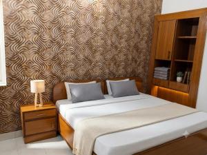 Sandhya Hotel
