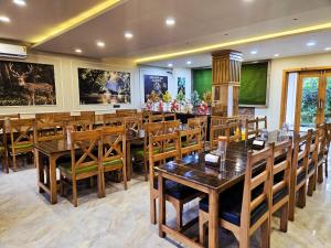 Corbett Mid Forest House - Near Dabka River