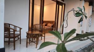 Sare Neka Guest House