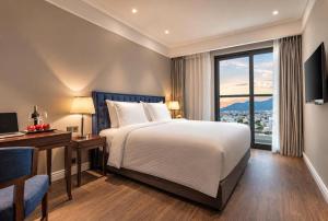 Altara Luxury Ocean View Residence