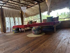 Alis Acre- Farm Eco Lodge