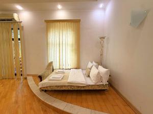 Двокімнатна квартира у центрі Полтави біля Орла Мережа AlexApartments Документи для відряджень Безконтатне заселення цілодобово