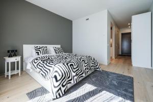 Elegant Studio Flat heart of Tallinn - family of 3 people