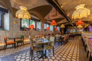 Roma Luxus Hotel