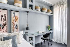 Cozy terrace Vatican apartment
