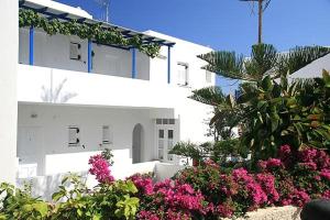 Loukia Apartments & Studios Paros Greece