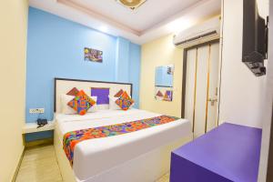 FabHotel Gold Star