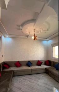 Superbé appartement bien équipé, situé à environ 5 Minutes de la plage Martil