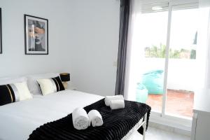 Modern and Elegant Penthouse in Puerto Banus