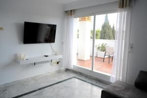 Modern and Elegant Penthouse in Puerto Banus