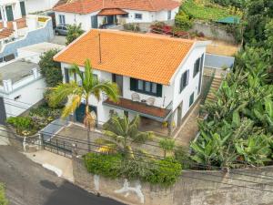 Casa dos Amigos by GALMI