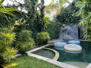 Kuta Blue Lagoon 5 bedrooms Villa near beach and airport